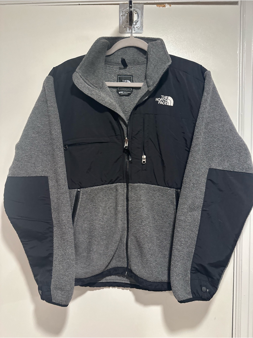 The North Face Denali Polartec Sz:S Fleece Jacket Gray Full Zip Coat Jacket.